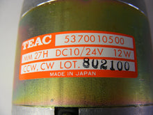 Load image into Gallery viewer, TEAC X-2000R 1000R TASCAM 3030 8MM AXLE REWIND TAKE UP REEL MOTOR 5370010500