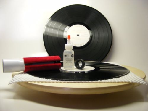 MK1 VACUUM RECORD CLEANING KIT W/ TURNTABLE ANTI STAT FLUID CLEANER & BRUSH WAND